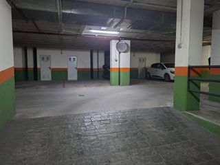 Lloguer Aparcament cotxe a Calle margarita lozano 4. Se alquila plaza de garaje en joven futura