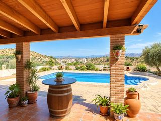 Chalet  Camino de garay. Chalet con piscina y más de 5.000 m2 de terreno junto a zeneta