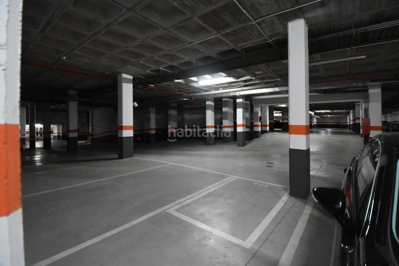 Foto 3fd95639-1713-4f79-b25c-35ae5fc686ad. Location parking moto dans calle poeta josé hierro 1 dans Pinto