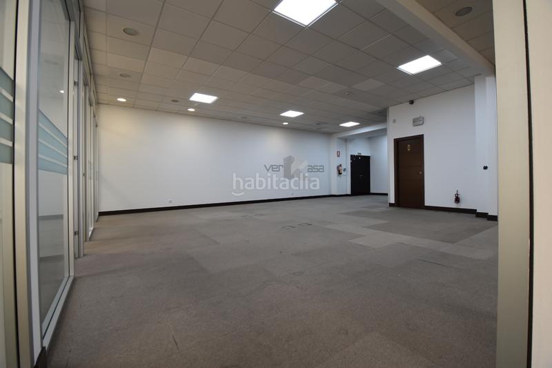 Foto 10bca701-a9a5-416c-9513-436d5003c821. Büro in calle poeta josé hierro 1 in San José-Buenos Aires Pinto