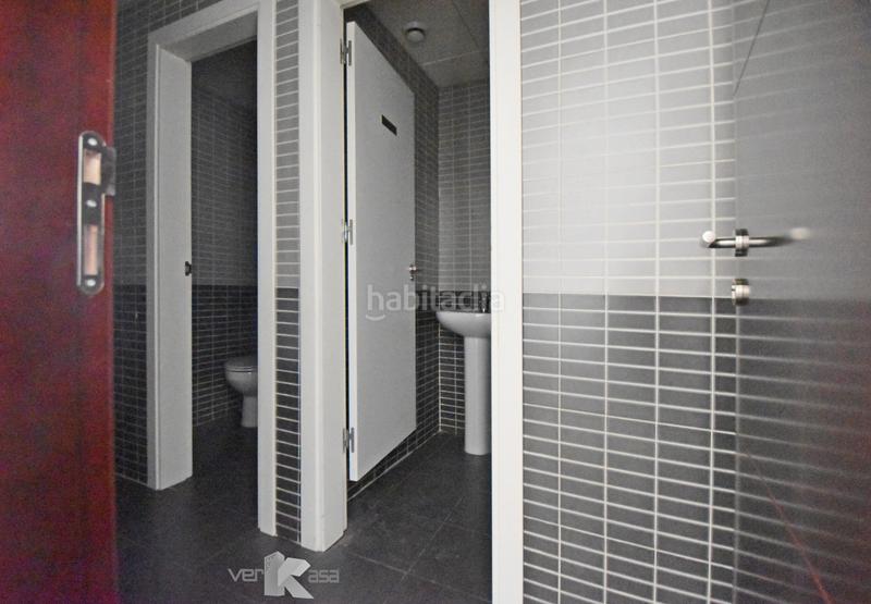 Foto 4e3709a9-cba8-4c08-b4e4-1fb6d36663b3. Local comercial en calle poeta josé hierro 1 en San José-Buenos Aires Pinto