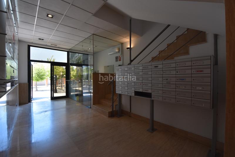 Foto aee6c77d-aa10-4d3b-a5ae-9f09153f0902. Rent business premise in calle poeta josé hierro 1 in Pinto