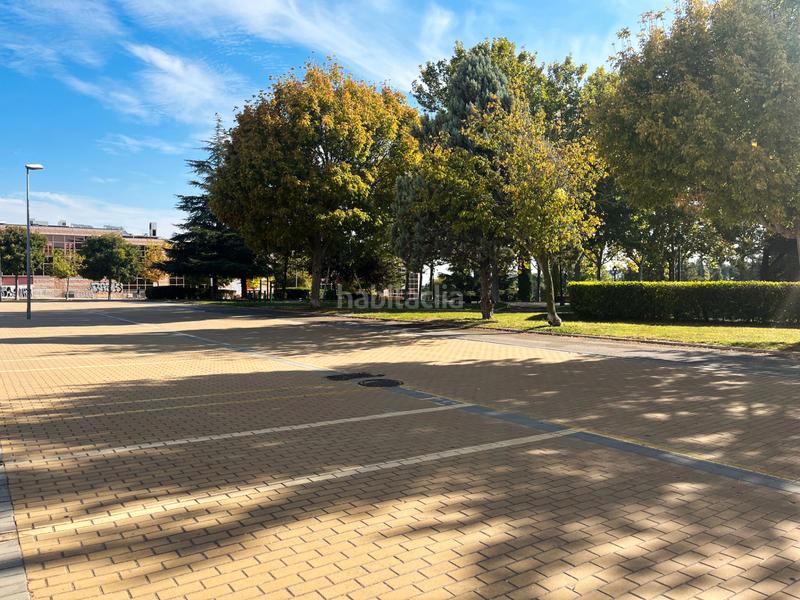 Foto 9a93cb7a-e01f-4fbf-9ebd-529e4200ee22. Loft dans calle zeus 6 dans Restón I-Restón II Valdemoro