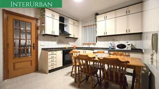 Casa a Santa Bárbara. Casa en planta baja en lliria con 4 habitaciones, garaje y terra