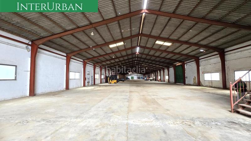 Foto 2eac1fb6-a28f-491e-a332-476dd4d0d24a. Alquiler nave industrial  de 2.500 m en lliria con acceso camiones, oficinas y zona de carga en Llíria