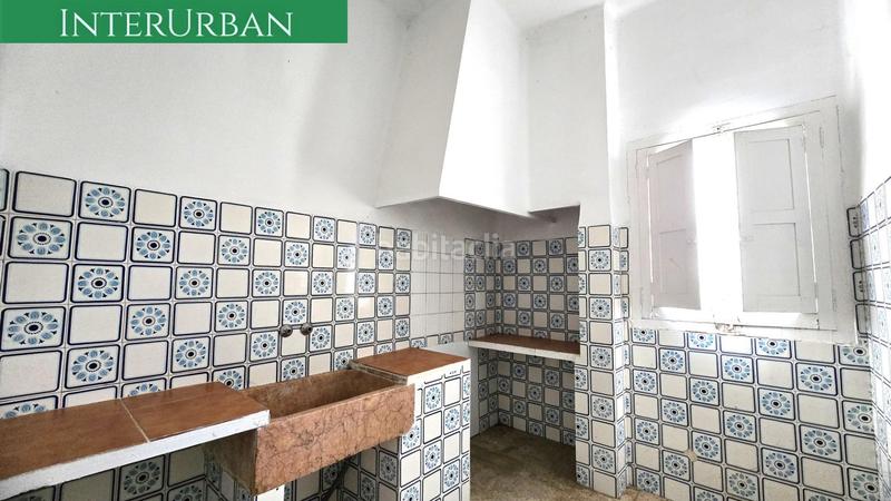 Foto dff1557c-731f-4370-898d-d2921e7e25b3. Alquiler nave industrial  de 2.500 m en lliria con acceso camiones, oficinas y zona de carga en Llíria