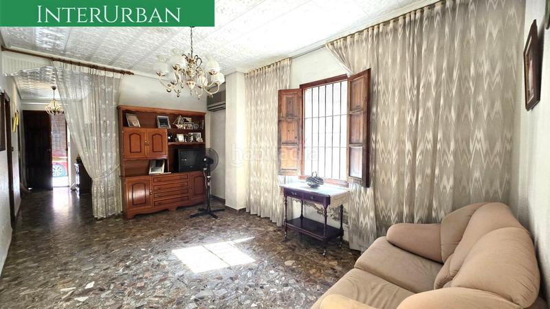 Foto e212d58c-40e9-4e46-9ca6-182a2dfc402c. Casa exclusiva casa de pueblo con encanto , terrazas, paellero y garaje en Benaguasil
