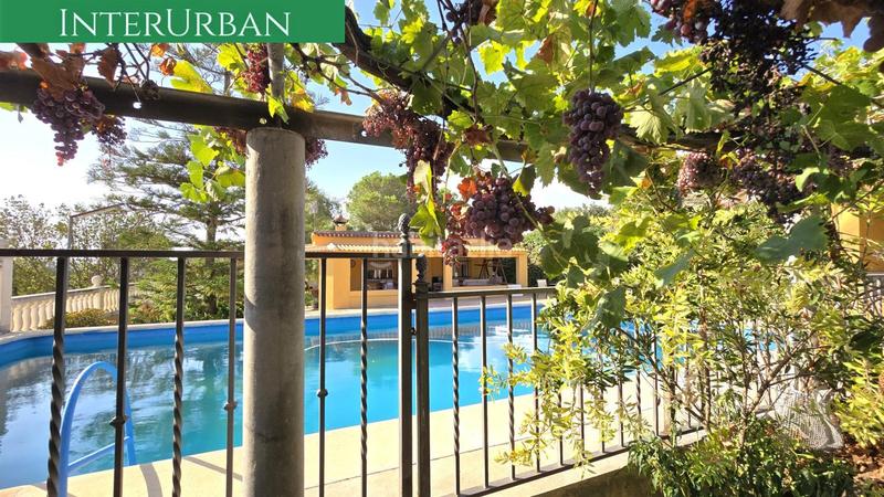 Foto 86849808-b6e1-43af-9c2f-3706863d45d7. Chalet exclusiva chalet con 3 habitaciones, piscina privada y vistas panorámicas en Llíria