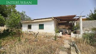 Maison à Santa Bárbara. Oportunidad en llíria parcela amplia con casa y piscina para ref