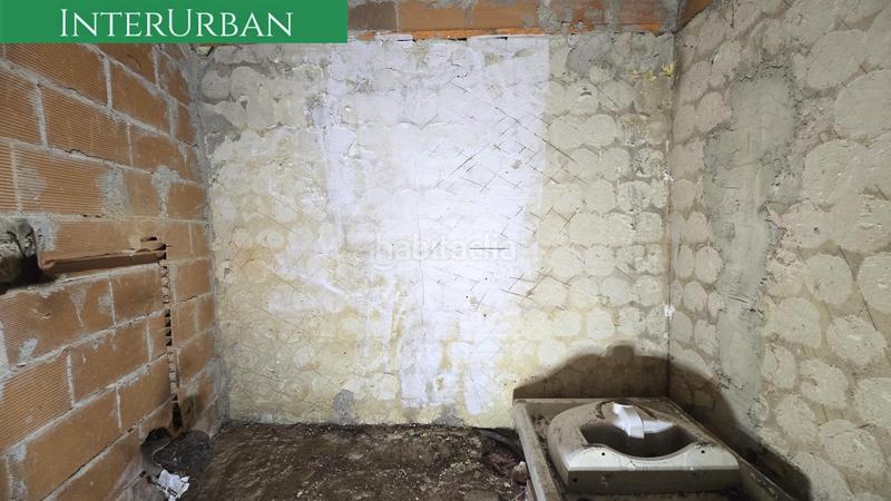 Foto 9eab40e5-84ca-48bd-be7a-38be10da7adb. Casa amb aparcament a Gátova