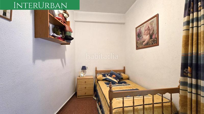 Foto da74662f-dfa1-49b4-829d-63bf97e0e885. Piso amplio piso con 4 habitaciones y ascensor junto a mura en Llíria