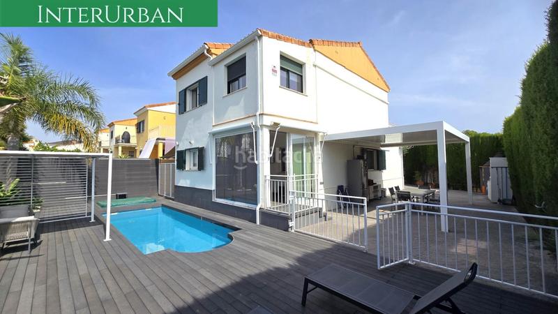 Foto 1a969700-45ba-411a-8d11-cd0502de3e84. Chalet con riscaldamento parcheggio piscina in Urbanizaciones Llíria