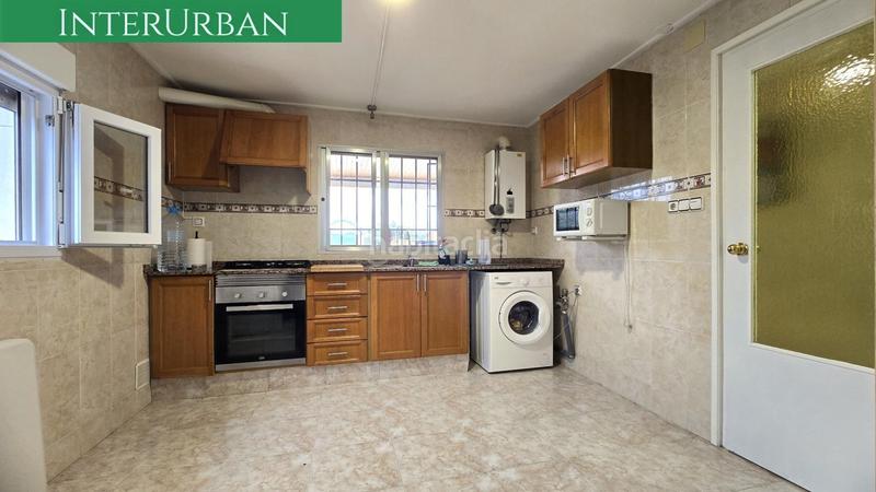 Foto 22e193ea-4b8d-4881-8255-ae993b37e420. Chalet avec parking piscine dans Casinos