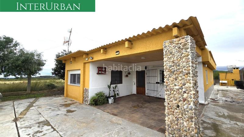 Foto 8d4ca0a2-4e41-482e-a94a-ce80240b4a85. Chalet avec parking piscine dans Casinos