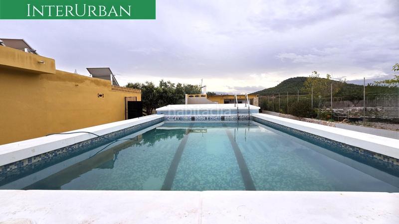 Foto a2bab32e-a5b0-4d02-86ce-cbaf7be08596. Chalet avec parking piscine dans Casinos