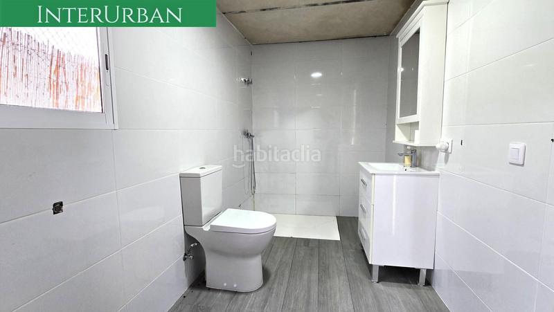 Foto c7c53f08-a719-4ec4-b8c2-e1c7dd022c28. Chalet avec parking piscine dans Casinos