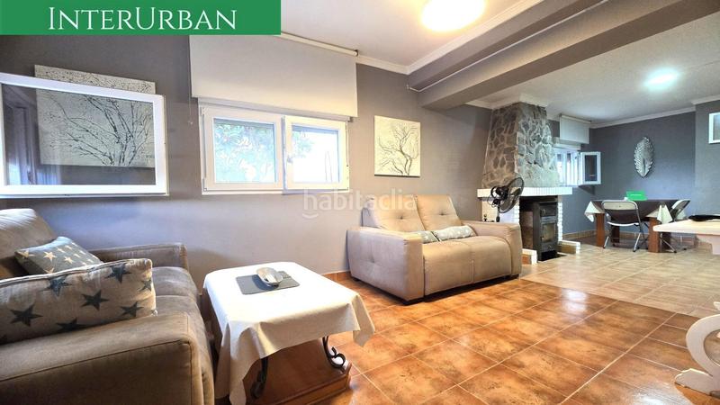 Foto f3319e9b-0951-486e-b556-01aeb3f6b5ac. Chalet avec parking piscine dans Casinos