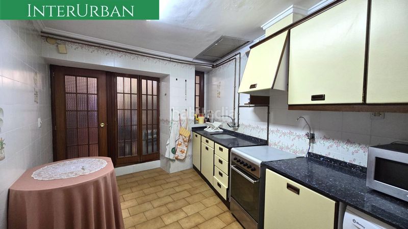 Foto 02c7c699-6e78-4837-8720-74056343ccd8. Casa amb aparcament a Santa Bárbara Llíria