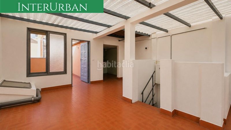 Foto 408d0c54-fe87-47ef-b46a-852bbf0bdde9. Casa amb aparcament a Santa Bárbara Llíria