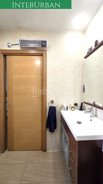 Foto ae93a75d-6da3-48e8-a5e8-813c7ea91c1c. Casa adossada amb calefacció a Centro Bétera