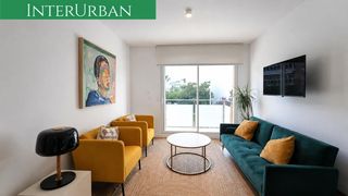 Location Appartement à Parque de la Bombilla. Vivienda seminueva de alto nivel con garaje en mura, llíria excl