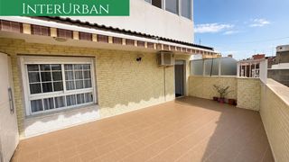 Attique à Santa Bárbara. Interurban s.l. vende este magnífico ático con gran terraza en p
