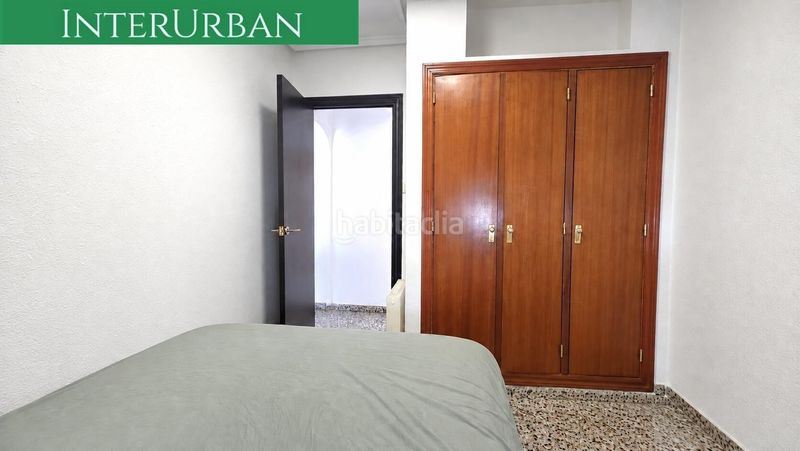 Foto b41b1fbb-e226-4c2d-894a-fadd959c31c2. Chalet  con piscina en parcela de 1.660 m2 en Vilamarxant