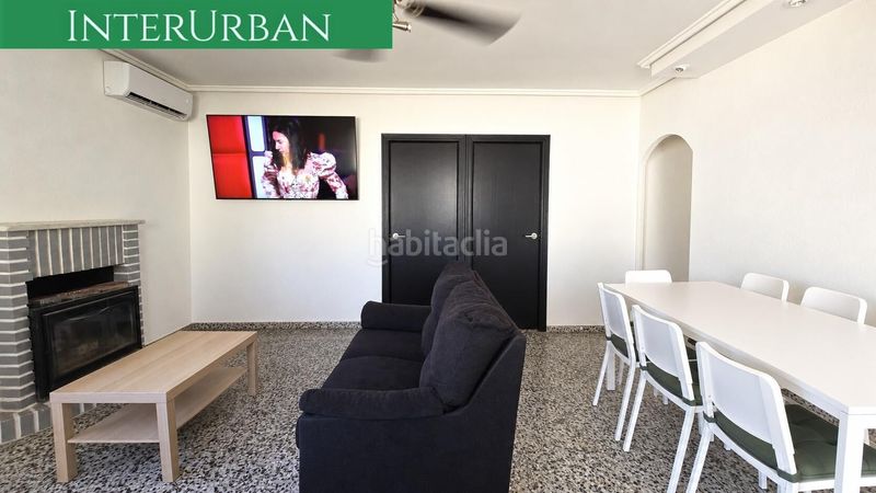 Foto c28488a9-caf8-4dda-8e78-2317ddb1f367. Chalet  con piscina en parcela de 1.660 m2 en Vilamarxant