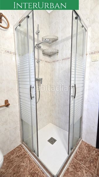 Foto d15b08ec-f9f5-41d3-b93e-040b3aa3a765. Chalet  con piscina en parcela de 1.660 m2 en Vilamarxant