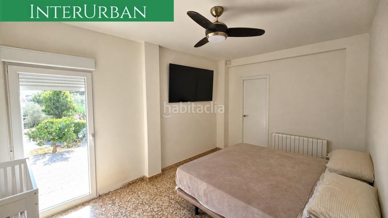 Foto d78c2026-c3de-4903-90b2-54fa2f85c225. Chalet  con piscina en parcela de 1.660 m2 en Vilamarxant