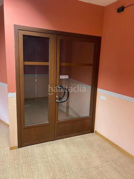 Foto 3c3c8a25-68c0-4965-9aa2-e1c584886409. Affitto locale commerciale in Villaluenga de la Sagra