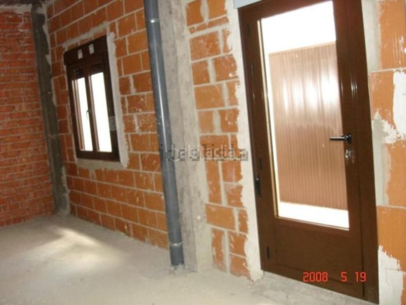 Foto a1394c86-43b5-4102-a6e4-62b20cfef36d. Local comercial a Lominchar