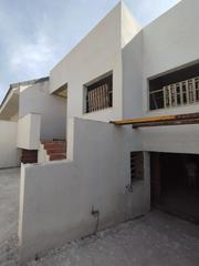 Casa adossada a Parque Manuel de Vega-Carretera de Ugena. Chalet en illescas