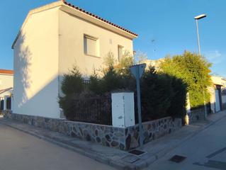 Casa a Cedillo del Condado. Chalet en cedillo del condado