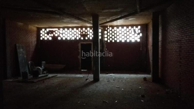 Foto 4a867a92-f1d2-4dfc-8757-b3223bfddcdf. Alquiler local comercial local bruto en Laguna Park Parla