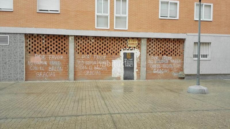 Foto 4ac71f29-536c-4247-b843-0081b4c6d4ab. Alquiler local comercial local bruto en Laguna Park Parla