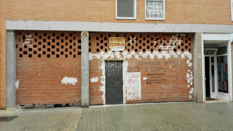 Foto f61f8b7d-4674-4ec3-a3d9-3f584e20e7d8. Alquiler local comercial local bruto en Laguna Park Parla