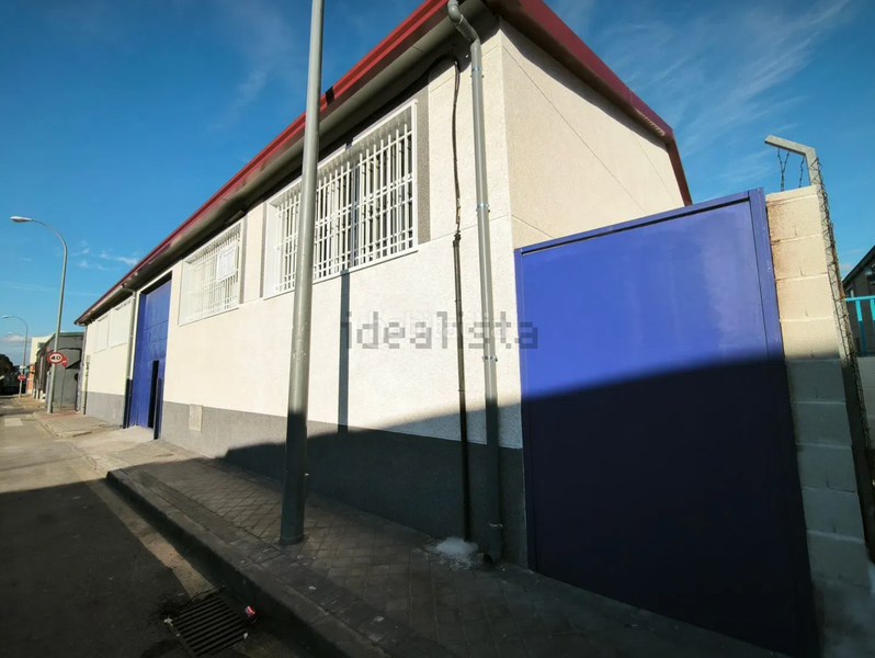 Foto a03c09b4-dc23-417e-b567-942783ce7c23. Location bâtiment à usage industriel dans Sudeste Industrial Fuenlabrada