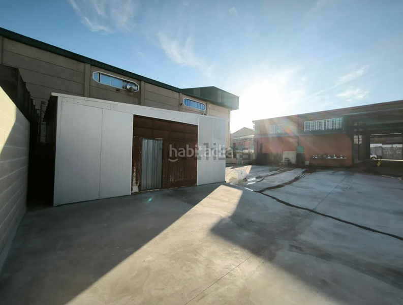 Foto b49c5135-119c-4ef5-b973-55520b7620cf. Miete fabrikhalle in Sudeste Industrial Fuenlabrada