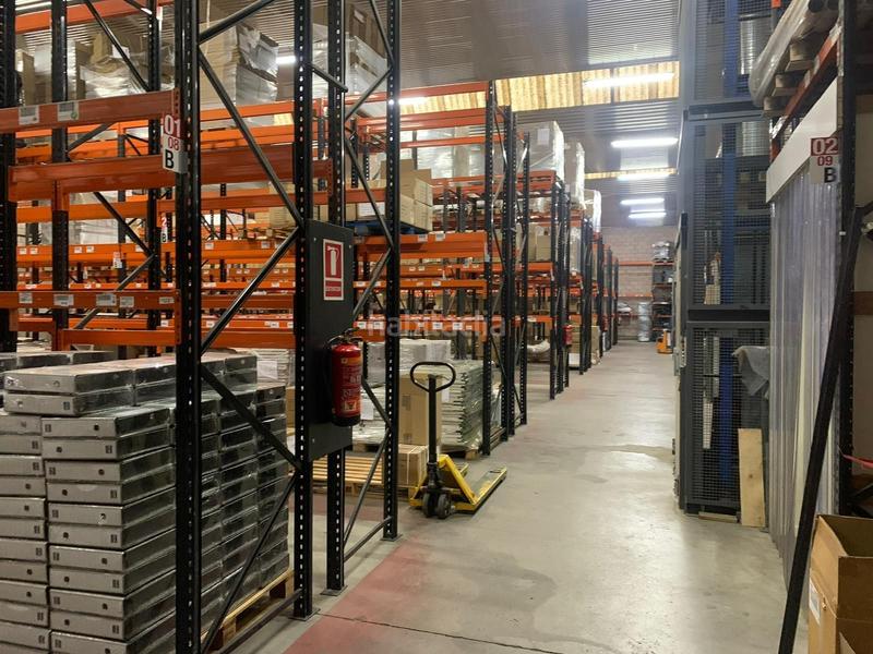 Foto ad5bee23-d094-405c-9119-a93b554c40c0. Rent industrial building in El Bercial Getafe