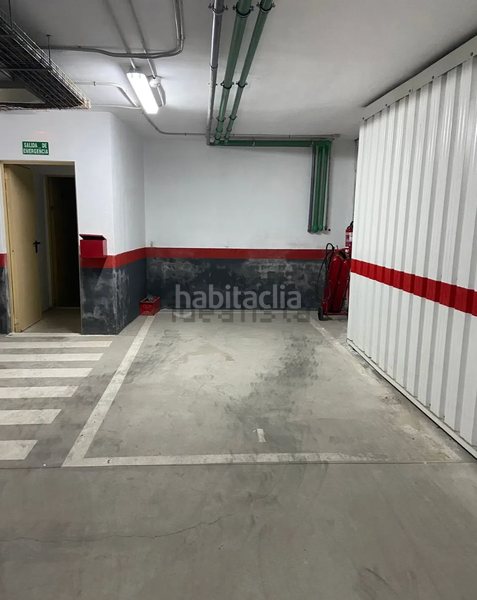 Foto 532eef19-71e1-45d1-80c5-f018e384543d. Parking voiture dans Centro Illescas