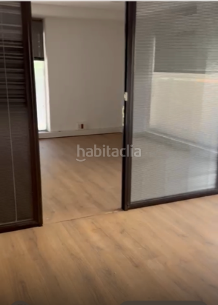 Foto bdb02f28-8477-4bae-8323-5a4e682c74c0. Local comercial local de venta en Quintana Madrid