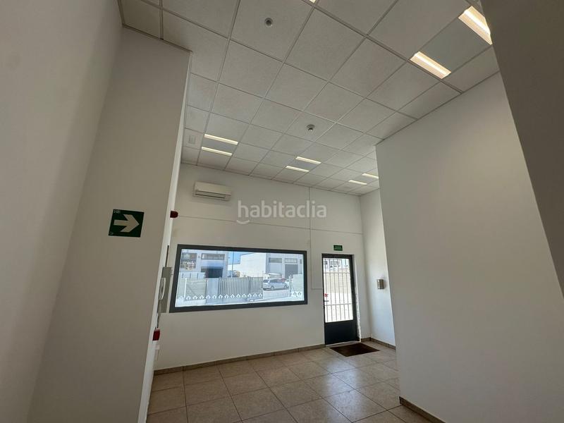 Foto 3b4d684d-d948-4857-b5cf-09b1463a1023. Affitto capannone industriale in Estación-Cruz Roja Illescas
