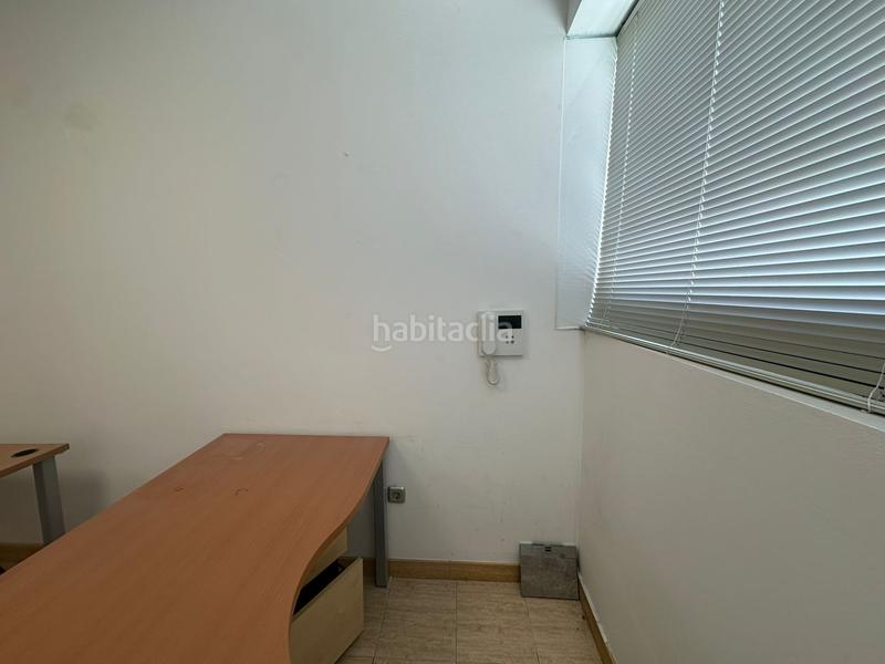 Foto c553aa50-26e8-4976-bb13-fef7af6a4ca4. Affitto capannone industriale in Estación-Cruz Roja Illescas