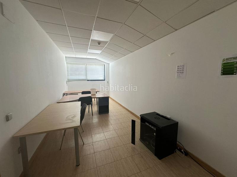 Foto c7873a40-c04a-4e4d-beec-69df24ab7806. Affitto capannone industriale in Estación-Cruz Roja Illescas