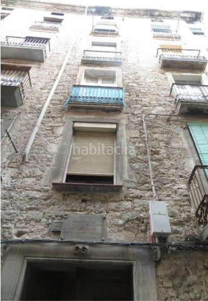 Foto 331f2021-b148-4836-8e1c-1f580dfd1079. Piso casa ocupada en Font dels Capellans - Sagrada Familia Manresa