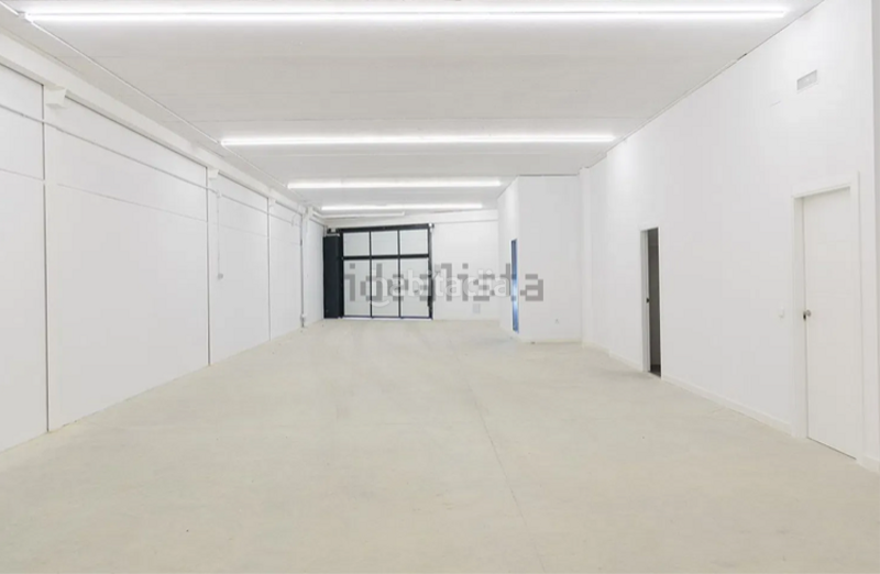 Foto 832f32b5-1e10-4ccb-b594-171bee4b8b4e. Lloguer nau industrial a Campodón-Ventorro del Cano Alcorcón