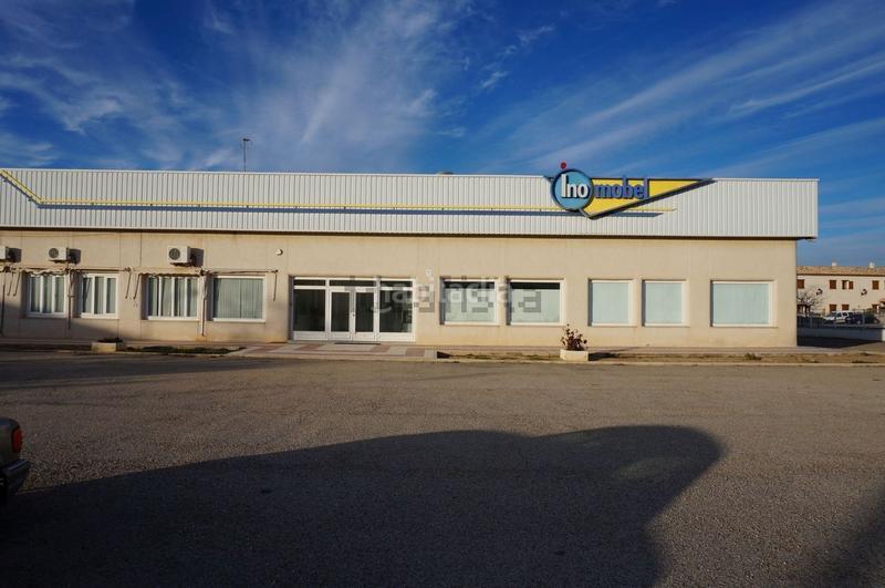 Foto f7ae6f3f-5d26-453d-844f-8b126a9ceee7. Location bâtiment à usage industriel dans Tembleque