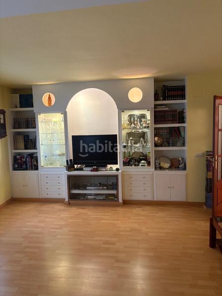 Foto 1c1e5f25-16b9-4745-9717-d1210a4b86c6. Etagenwohnung in Dosbarrios