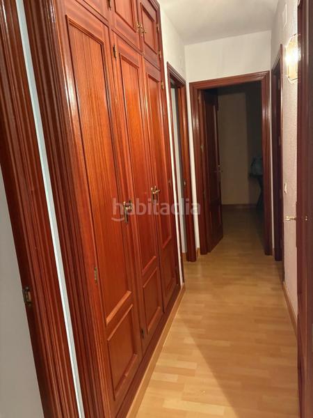 Foto 3f6dc9e0-1d05-49d0-ab16-a365c699d32b. Etagenwohnung in Dosbarrios